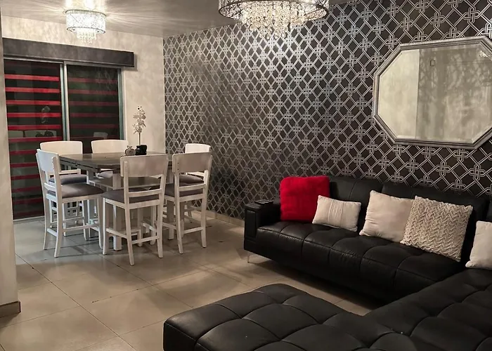 Casa Moderna Y Elegante En El Corazon De Ensenada!
