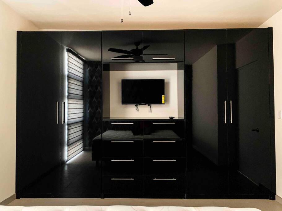 Casa Moderna Y Elegante En El Corazon De Ensenada! Holiday home Ensenada